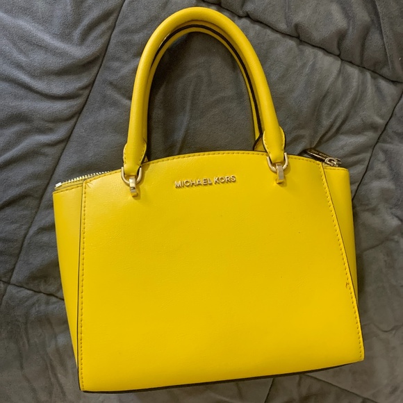 Michael Kors purse - Picture 1 of 2